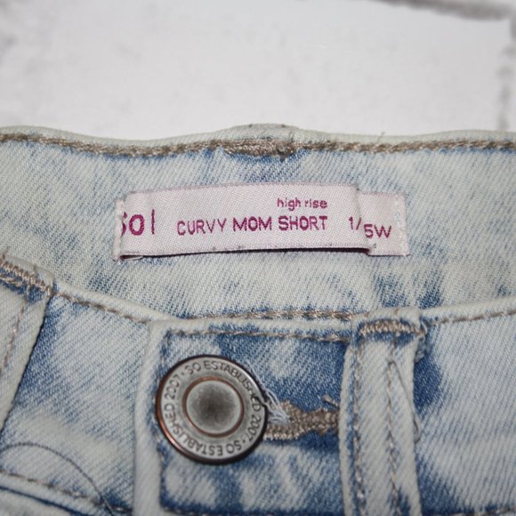 🔵👖 High-Rise Curvy Mom Shorts · SO · Size 1 👖🔵 - Picture 4 of 5